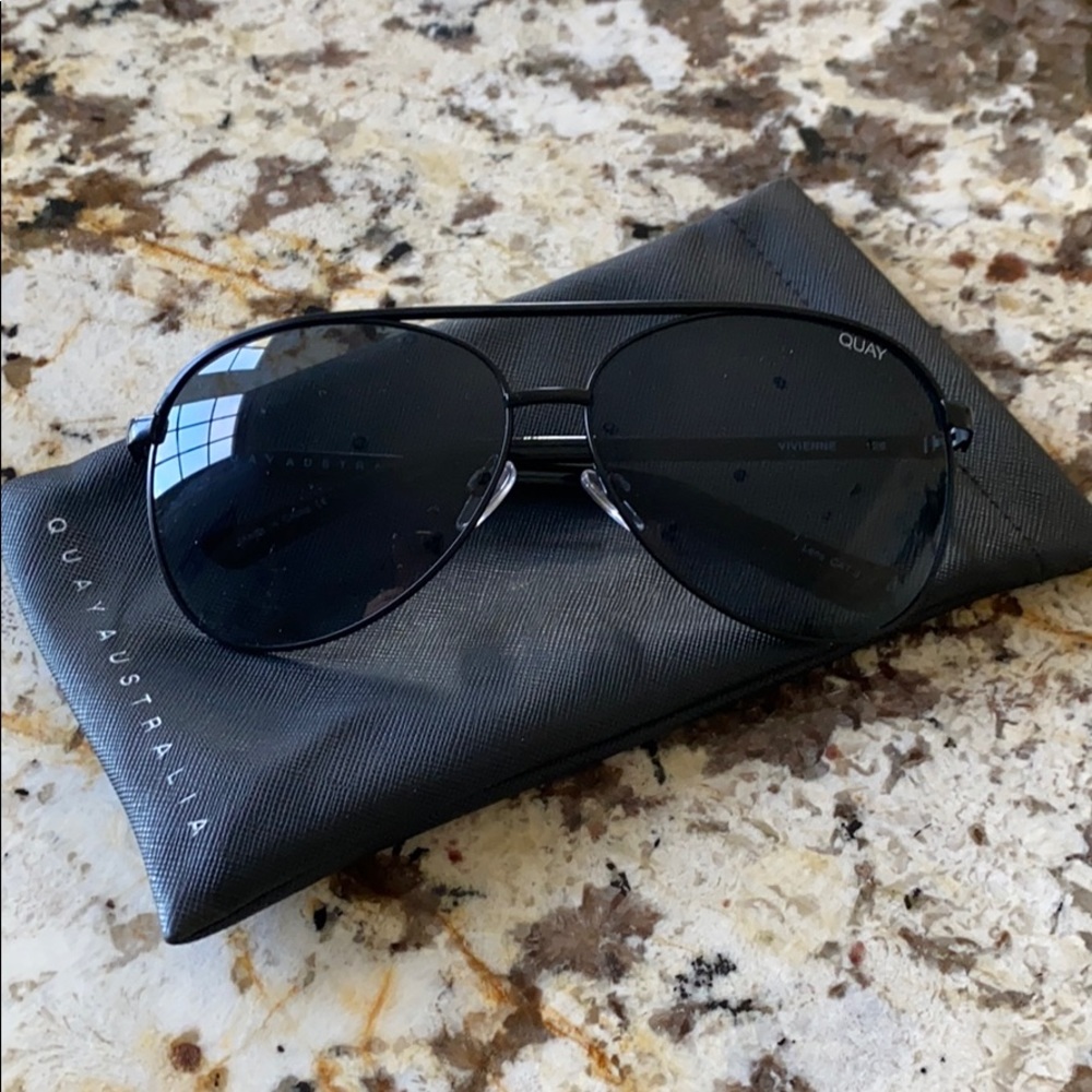 Quay Australia Vivienne Sunglasses